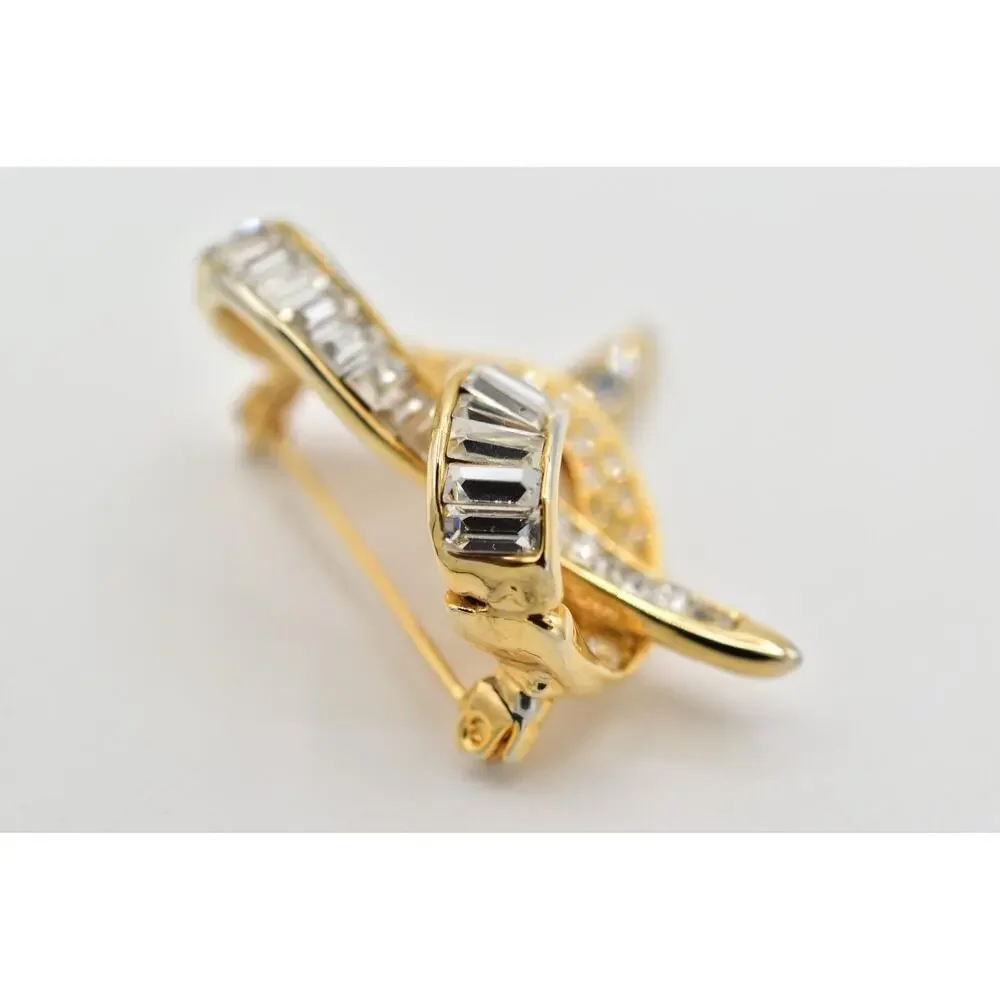 Vintage Crystal Pretzel Knot Pin Brooch Baguette Rhinestone Gold Tone 1980s 9B